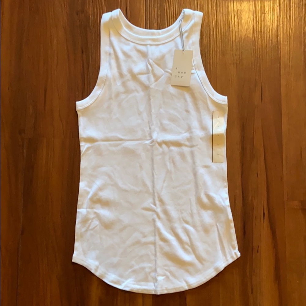 High Neck Tank